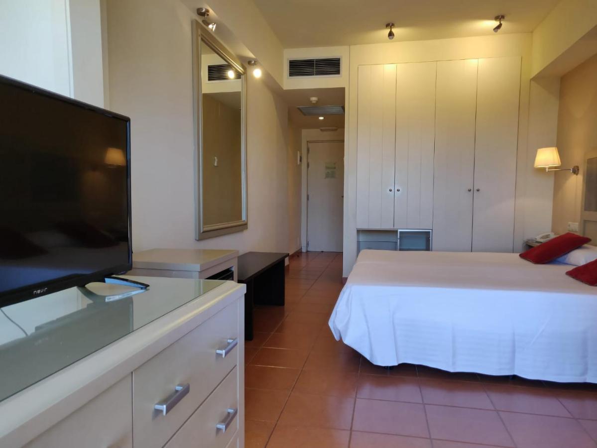 Hotel Alcossebre Bagian luar foto