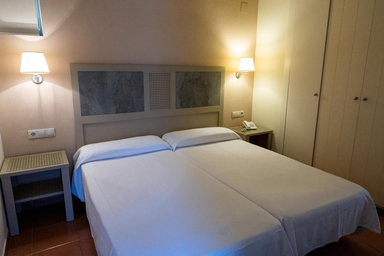 Hotel Alcossebre Bagian luar foto