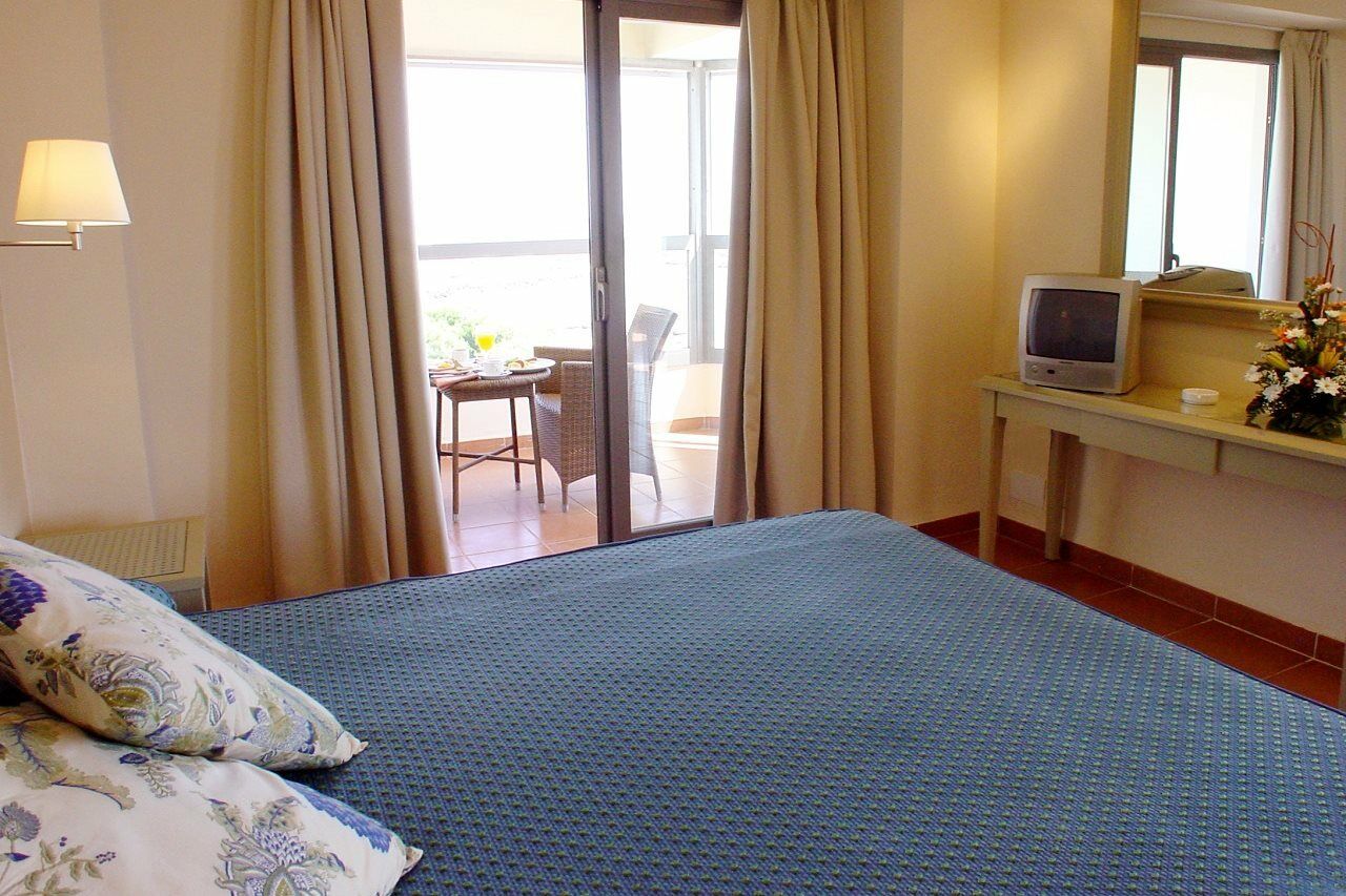 Hotel Alcossebre Bagian luar foto